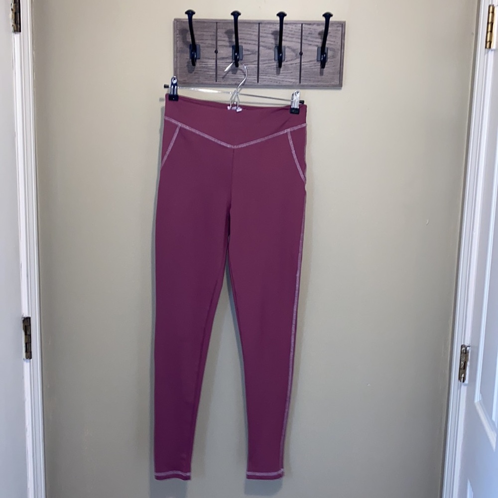Fashion Nova athletic set size Med - Picture 6 of 8